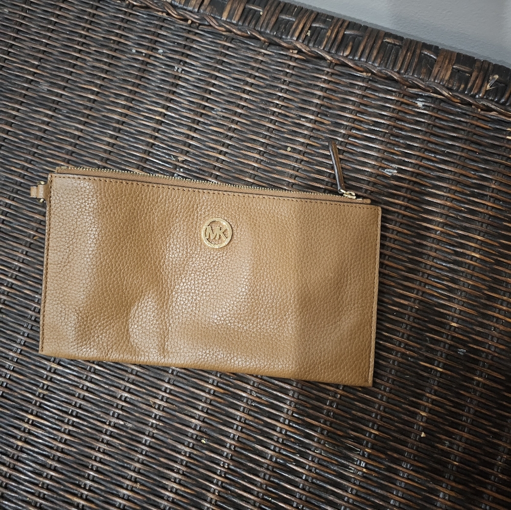 MK wristlet